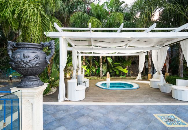 Villa a Letojanni - Villa esclusiva con piscina a Taormina, Sicily - 8 pax Villa a Letojanni - Villa esclusiva con piscina a Taormina, Sicily - 8 pax