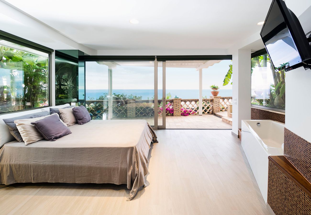 Villa a Letojanni - Villa esclusiva con piscina a Taormina, Sicily - 8 pax Villa a Letojanni - Villa esclusiva con piscina a Taormina, Sicily - 8 pax