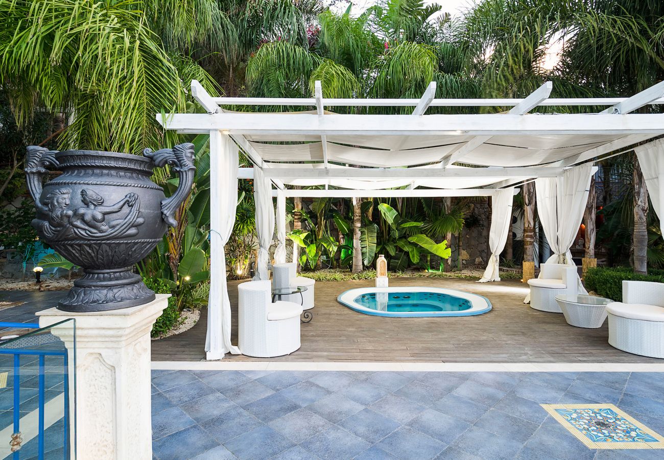 Villa a Letojanni - Villa esclusiva con piscina a Taormina, Sicily - 8 pax Villa a Letojanni - Villa esclusiva con piscina a Taormina, Sicily - 8 pax