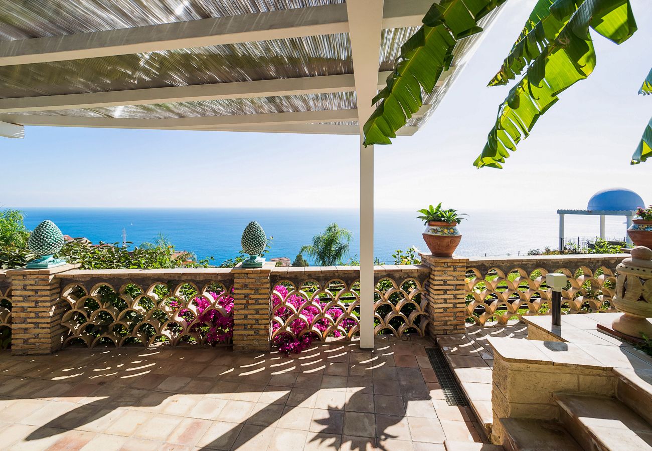 Villa a Letojanni - Villa esclusiva con piscina a Taormina, Sicily - 8 pax Villa a Letojanni - Villa esclusiva con piscina a Taormina, Sicily - 8 pax