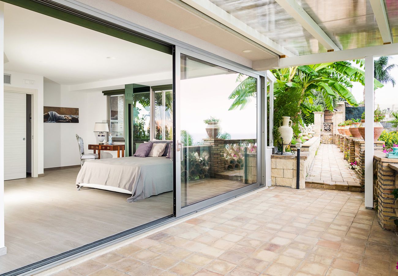 Villa a Letojanni - Villa esclusiva con piscina a Taormina, Sicily - 8 pax Villa a Letojanni - Villa esclusiva con piscina a Taormina, Sicily - 8 pax