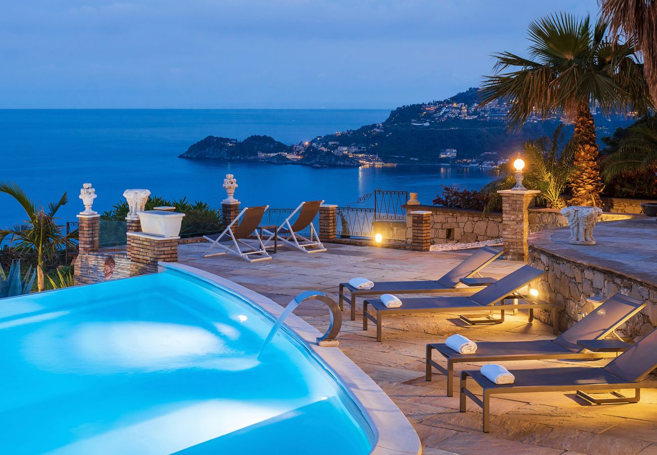 Villa a Letojanni - Villa esclusiva con piscina a Taormina, Sicily - 8 pax