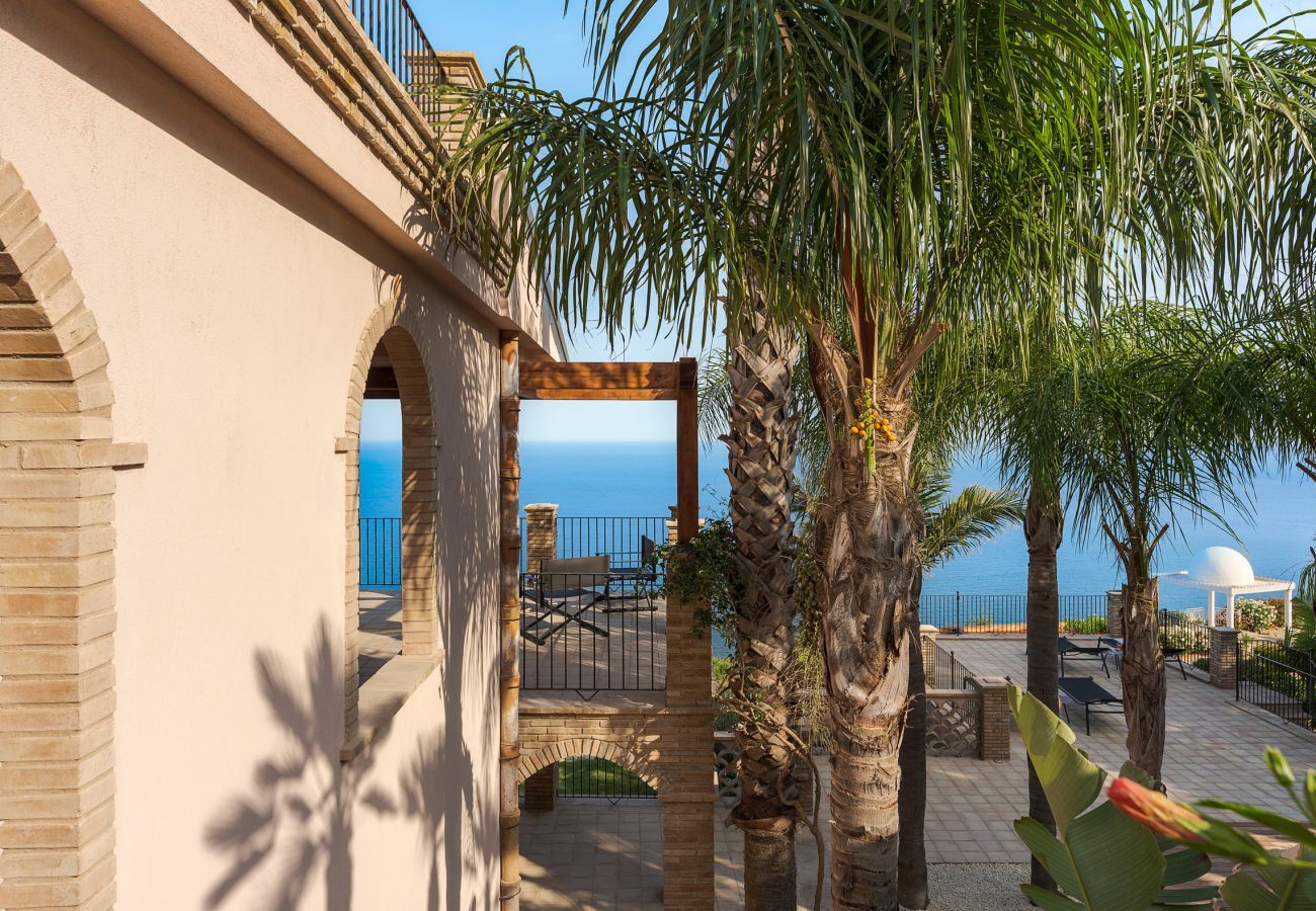 Villa a Letojanni - Villa esclusiva con piscina a Taormina, Sicily - 8 pax