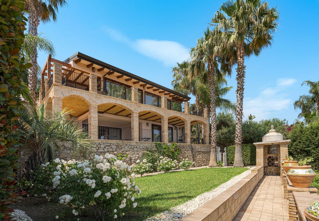 Villa a Letojanni - Villa esclusiva con piscina a Taormina, Sicily - 8 pax