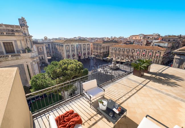  a Catania - Lussuoso appartamento con terrazza nel cuore di Catania, Sicilia