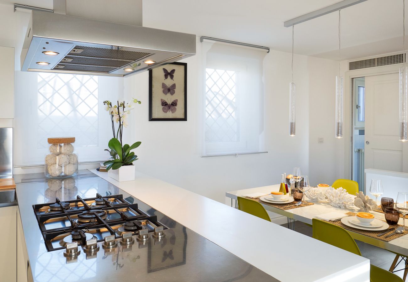 Appartamento a Catania - Lussuoso appartamento con terrazza nel cuore di Catania, Sicilia