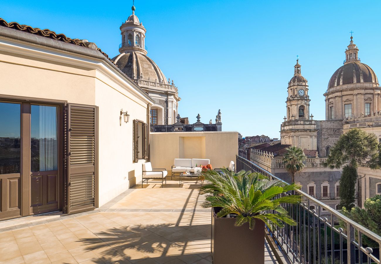Appartamento a Catania - Lussuoso appartamento con terrazza nel cuore di Catania, Sicilia