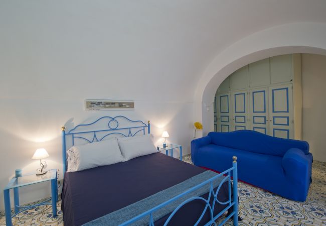 Casa a Praiano - Casa Sunset - Terrazza panoramica con vista su Positano e Capri  Casa a Praiano - Casa Sunset - Terrazza panoramica con vista su Positano e Capri