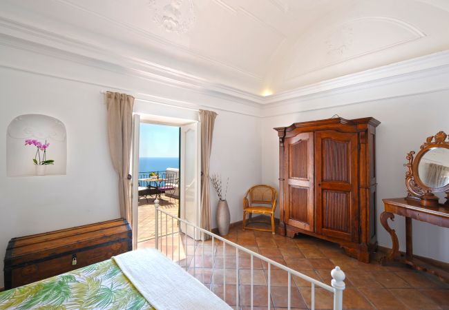 Casa a Praiano - Casale Fralisa - Meravigliosa terrazza e vasca idromassaggio vista mare Casa a Praiano - Casale Fralisa - Meravigliosa terrazza e vasca idromassaggio vista mare