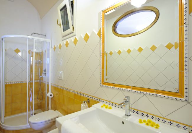 Casa a Praiano - Casa La Ulivella - Ampia terrazza sul mare Casa a Praiano - Casa La Ulivella - Ampia terrazza sul mare