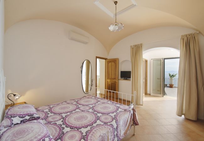 Casa a Praiano - Casa La Ulivella - Ampia terrazza sul mare Casa a Praiano - Casa La Ulivella - Ampia terrazza sul mare