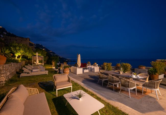 Villa a Praiano - Villa Panorama - Giardino vista sul mare e Sauna  Villa a Praiano - Villa Panorama - Giardino vista sul mare e Sauna