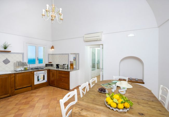 Villa a Praiano - Villa Panorama - Giardino vista sul mare e Sauna  Villa a Praiano - Villa Panorama - Giardino vista sul mare e Sauna