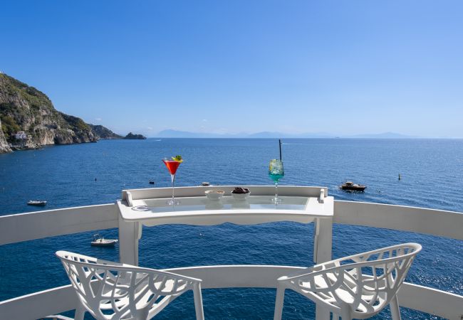  a Praiano - Romantic Room - Una Fuga sulla Scogliera