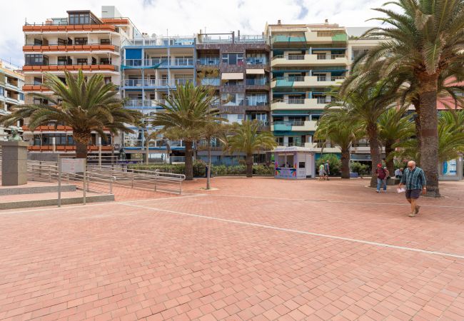 Casa a Las Palmas de Gran Canaria - Great balcony over blue sea By CanariasGetaway  Casa a Las Palmas de Gran Canaria - Great balcony over blue sea By CanariasGetaway