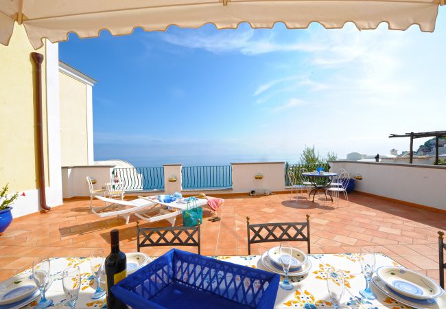 Villa a Praiano - Casa Giorgia - Villa panoramica esclusiva nel cuore di Praiano