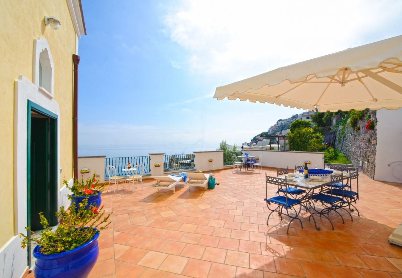 Villa a Praiano - Casa Giorgia - Villa panoramica esclusiva nel cuore di Praiano