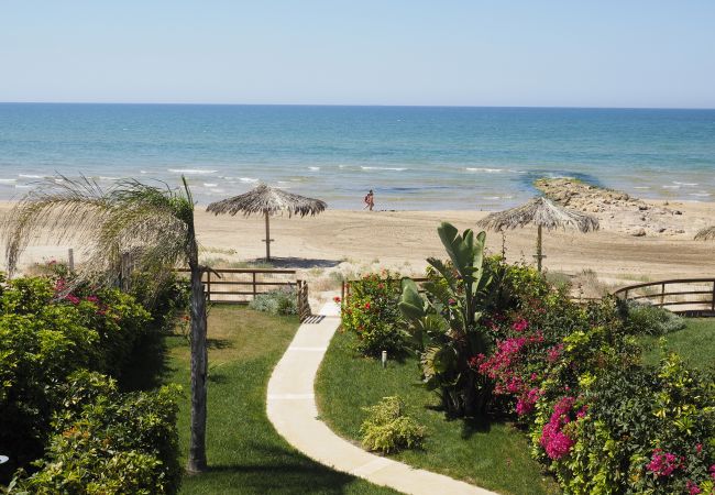 Villa a Donnalucata - Splendida villa sulla spiaggia a Donnalucata, Sicily - 8 pax Villa a Donnalucata - Splendida villa sulla spiaggia a Donnalucata, Sicily - 8 pax