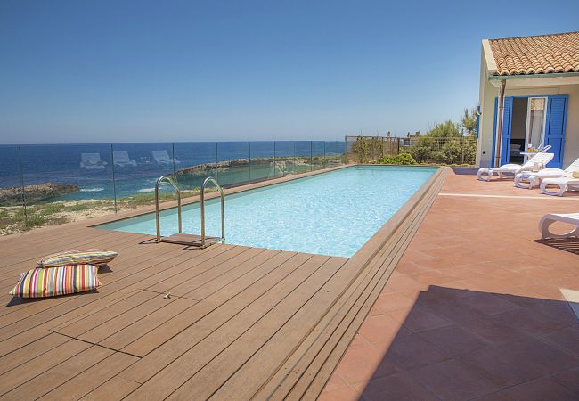 Villa a Augusta - Villa con piscina al mare in Val di Noto, Sicily South-East - 8 pax Villa a Augusta - Villa con piscina al mare in Val di Noto, Sicily South-East - 8 pax