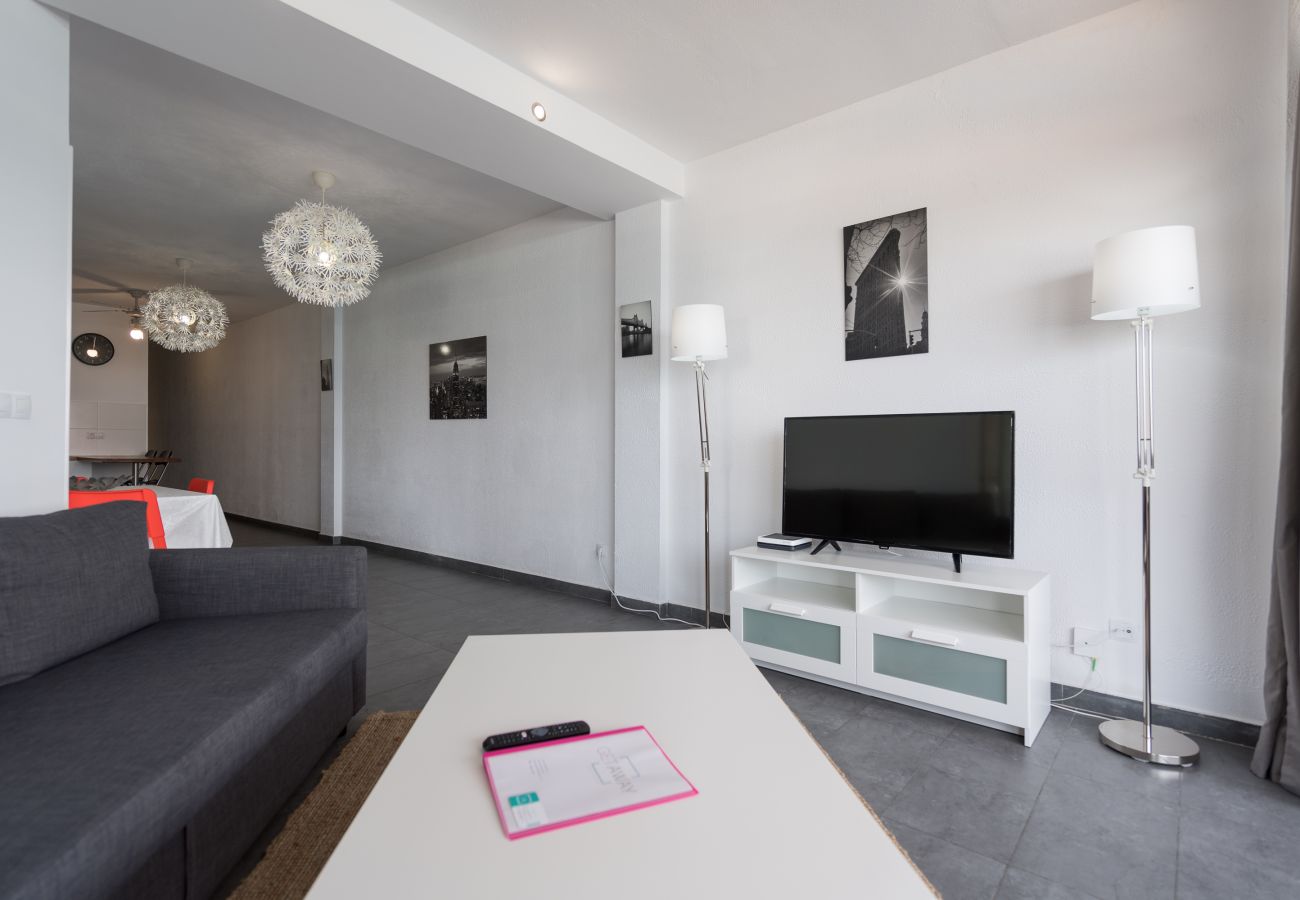 Casa a Las Palmas de Gran Canaria - Vista Dorada al mar balcón-Wifi By Canariasgetaway