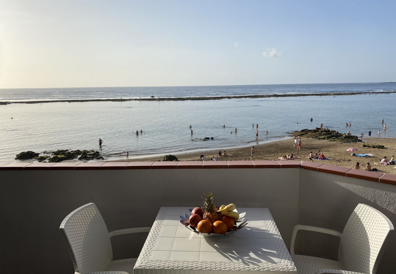 Casa a Las Palmas de Gran Canaria - Vista Dorada al mar balcón-Wifi By Canariasgetaway