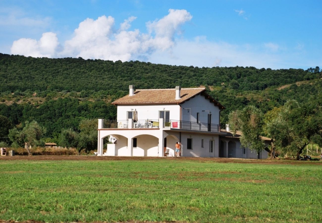 casa vacanze direttamente sul lago di Bolsena