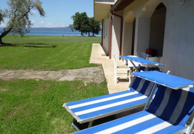 casa vacanze direttamente sul lago di Bolsena