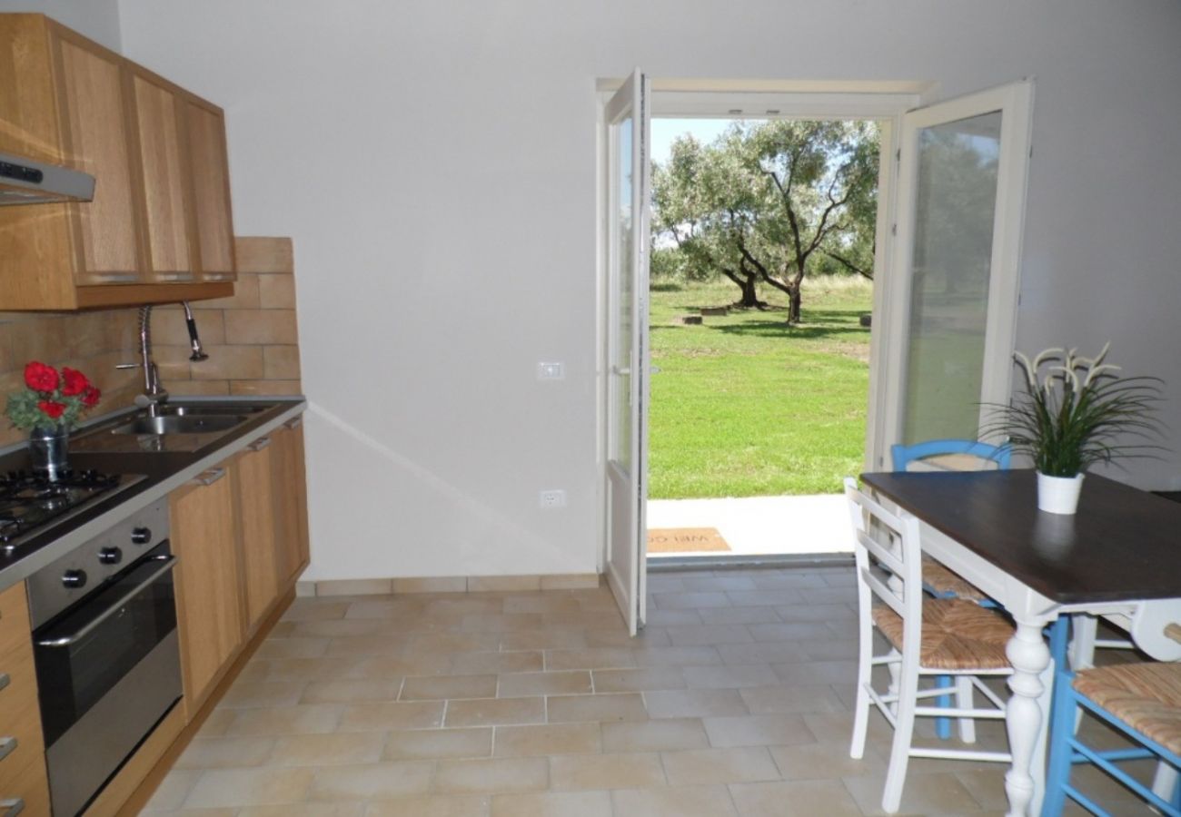 cucina nella casa vacanze Maris a Bolsena
