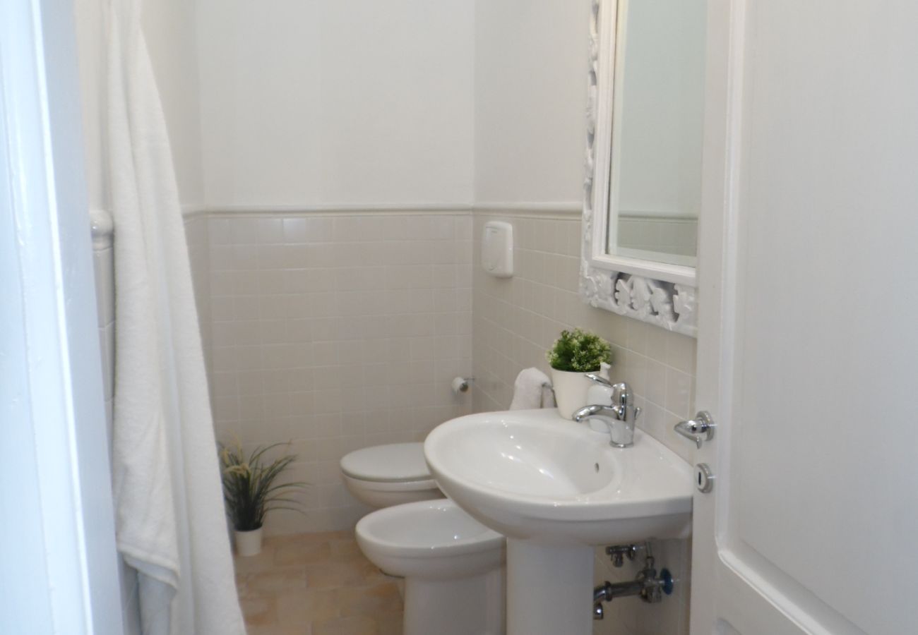 bagno del casolare Vallalta sul lago di Bolsena