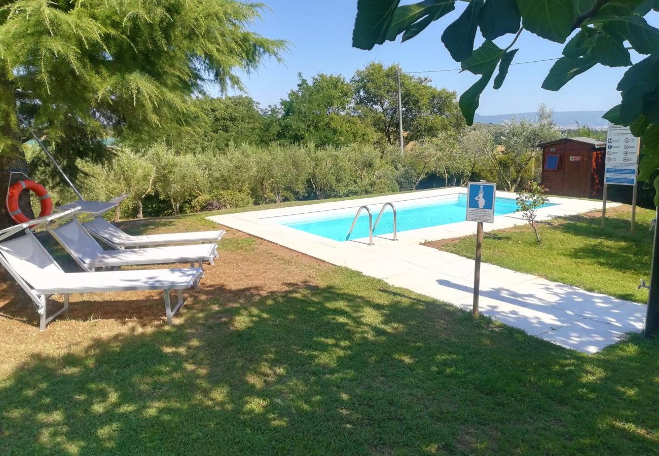Villa a Montefiascone - Casale Vallalta - Casale con Piscina