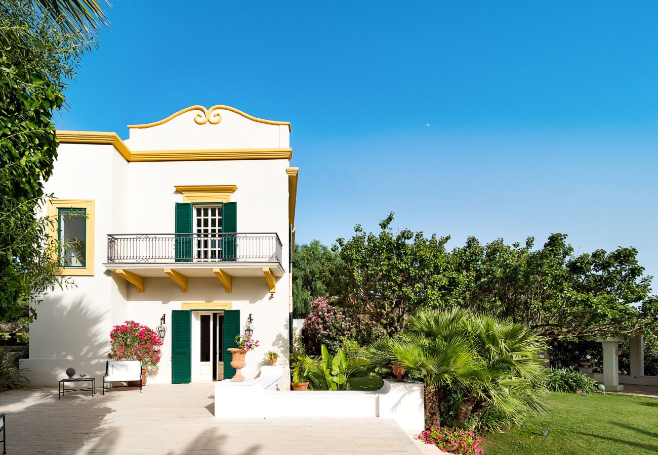 Villa a Salemi - Bella villa con piscina nei dintorni di Trapani - 10 pax