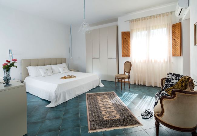 Villa a Paceco - Villa con piscina, 450 metri dal mare, vicino Trapani, Sicilia - 14 pax Villa a Paceco - Villa con piscina, 450 metri dal mare, vicino Trapani, Sicilia - 14 pax