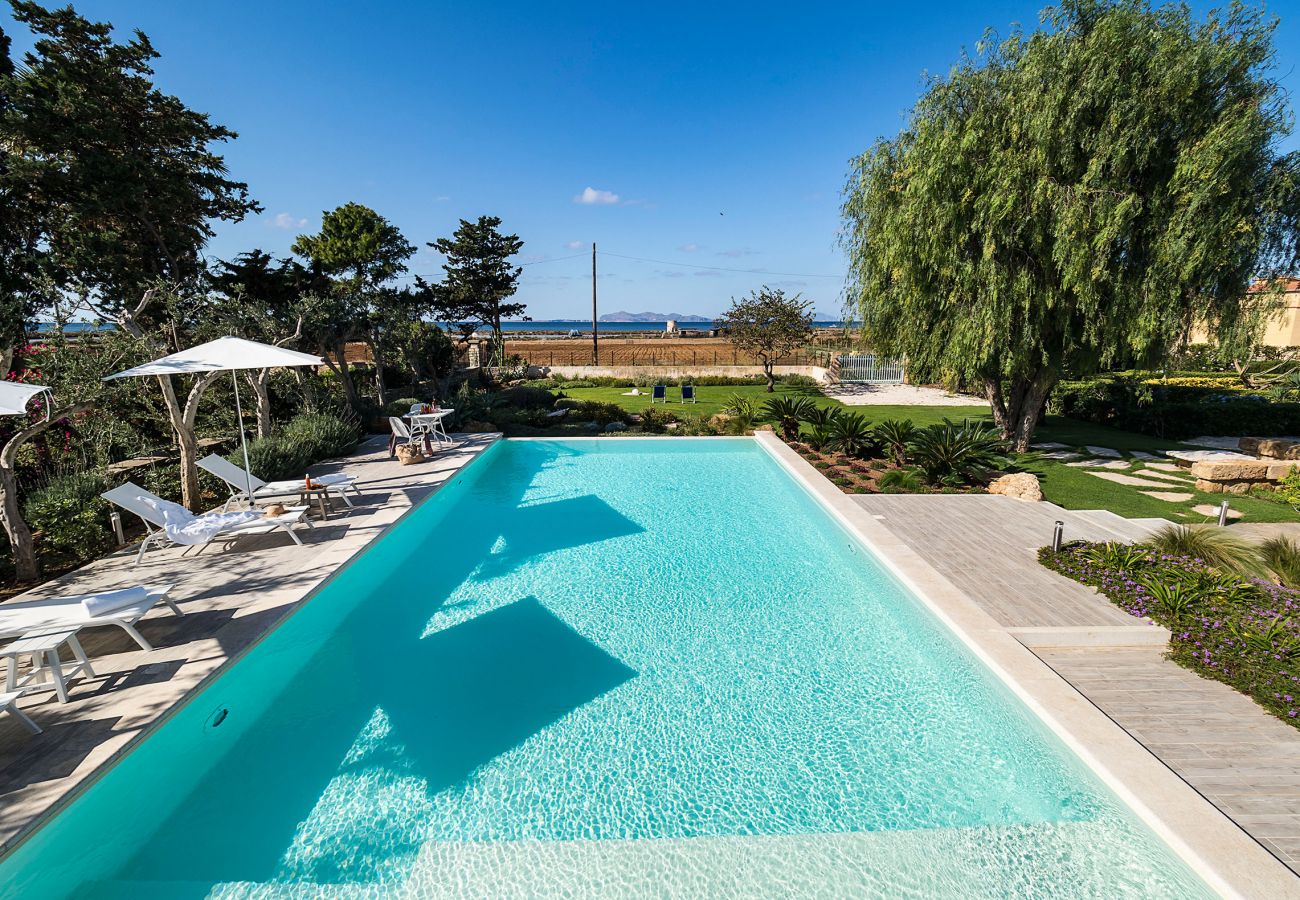 Villa a Paceco - Villa con piscina, 450 metri dal mare, vicino Trapani, Sicilia - 14 pax