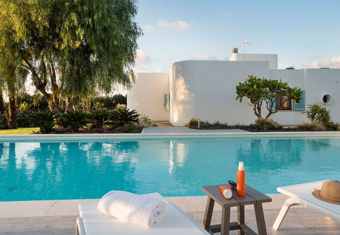 Villa a Paceco - Villa con piscina, 450 metri dal mare, vicino Trapani, Sicilia - 14 pax