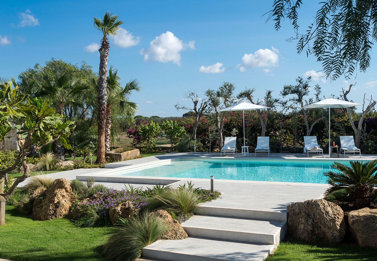 Villa a Paceco - Villa con piscina, 450 metri dal mare, vicino Trapani, Sicilia - 14 pax