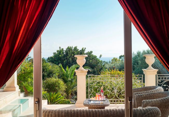 Villa a Scicli - Villa con piscina, wellness, 1,5 km dal mare, Donnalucata, Scicli - 8pax Villa a Scicli - Villa con piscina, wellness, 1,5 km dal mare, Donnalucata, Scicli - 8pax