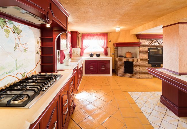 Villa a Scicli - Villa con piscina, wellness, 1,5 km dal mare, Donnalucata, Scicli - 8pax Villa a Scicli - Villa con piscina, wellness, 1,5 km dal mare, Donnalucata, Scicli - 8pax