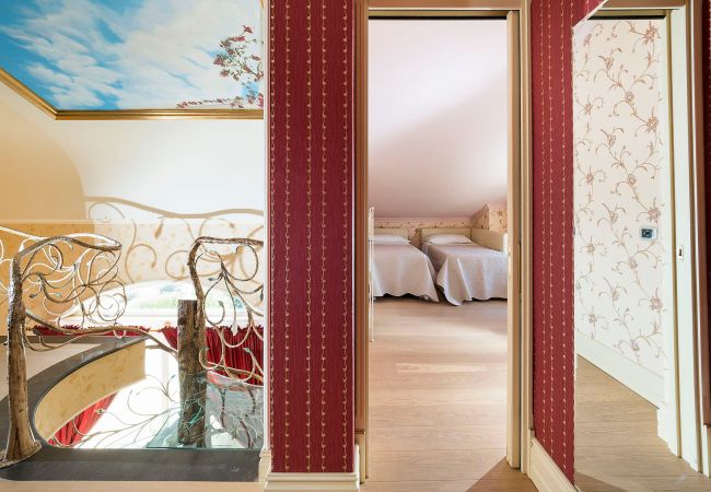 Villa a Scicli - Villa con piscina, wellness, 1,5 km dal mare, Donnalucata, Scicli - 8pax Villa a Scicli - Villa con piscina, wellness, 1,5 km dal mare, Donnalucata, Scicli - 8pax