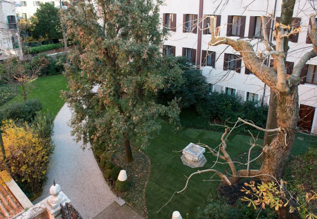 Appartamento a Venezia - Appartamento con terrazza privata in S.Polo, cuore di Venezia - R.Terrazza Appartamento a Venezia - Appartamento con terrazza privata in S.Polo, cuore di Venezia - R.Terrazza