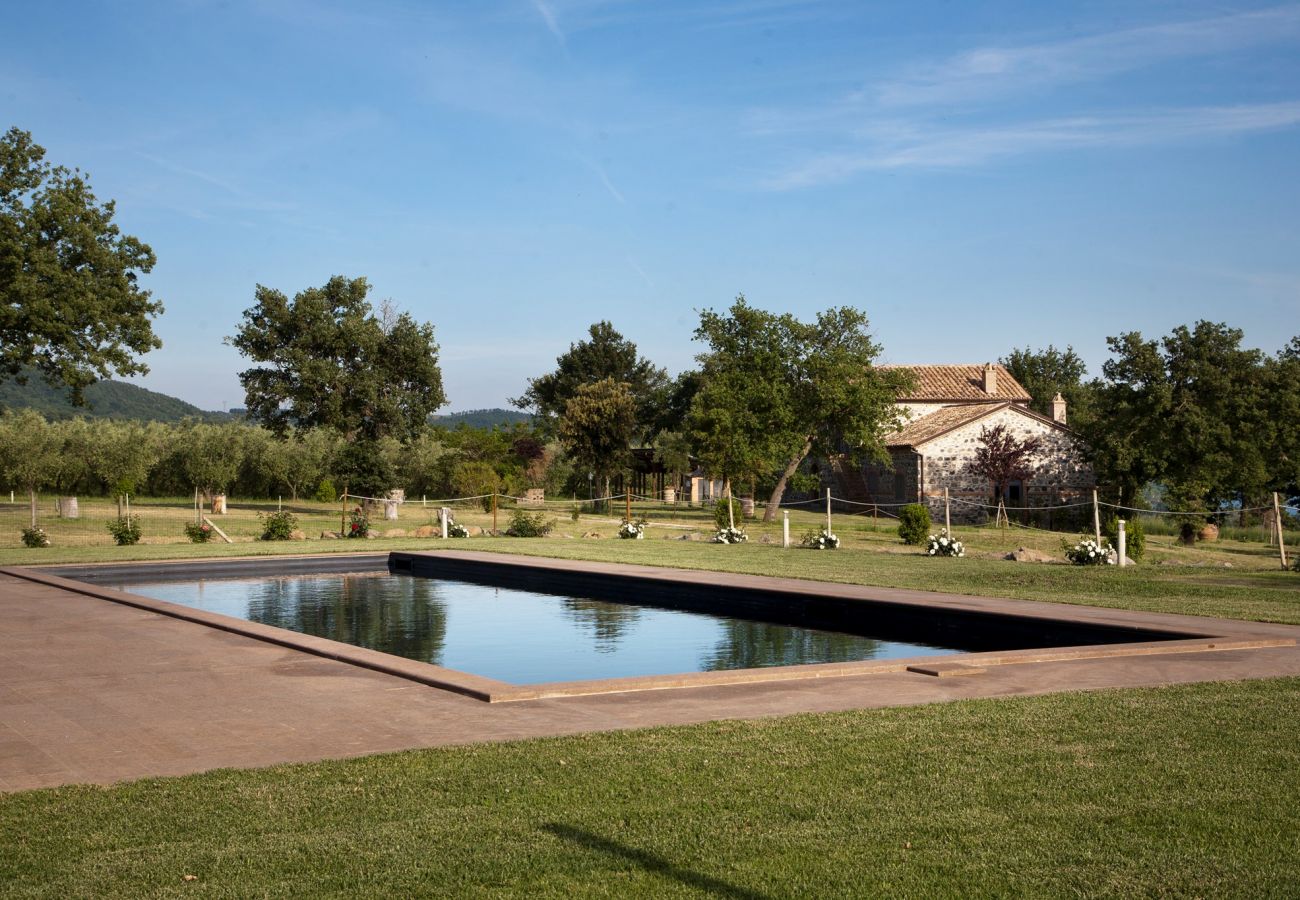 Appartamento a Bolsena - Casa Vecchia - con Piscina salata