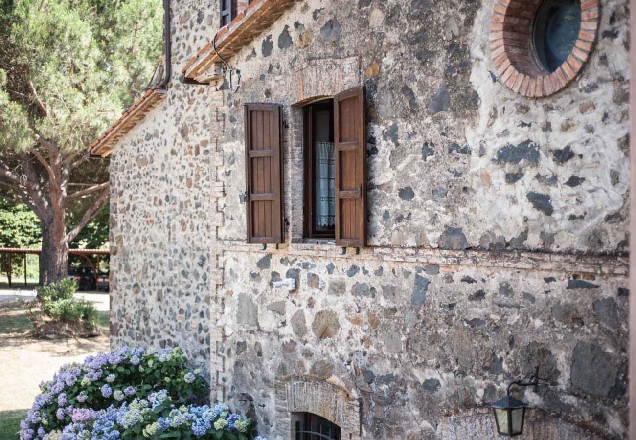 Appartamento a Bolsena - Casa Vecchia - con Piscina salata