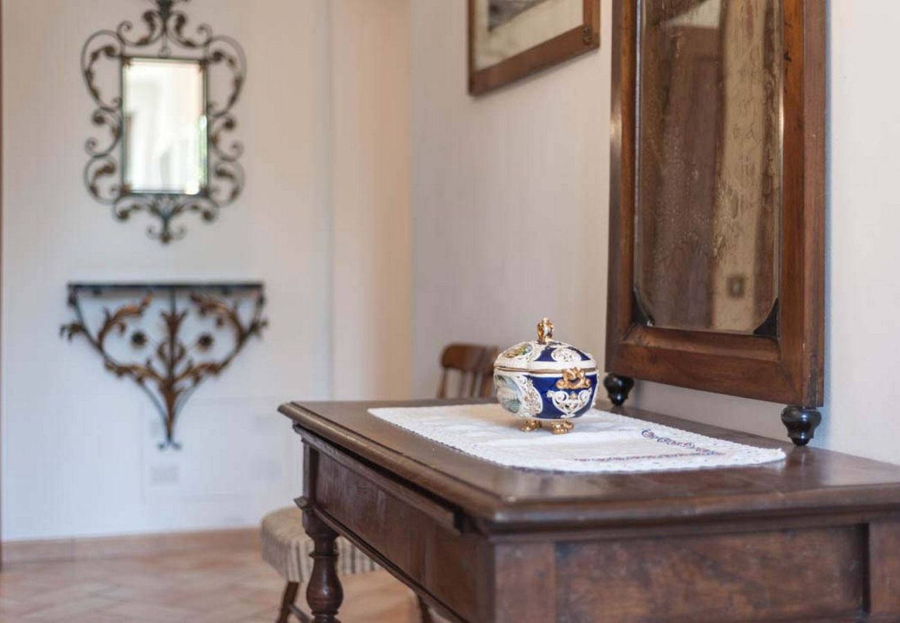 Appartamento a Bolsena - Casa Vecchia - con Piscina salata