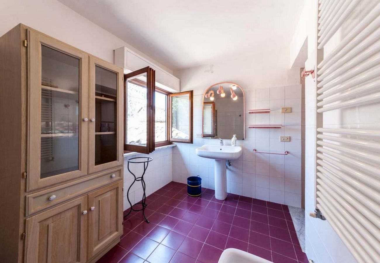 Appartamento a Bolsena - Casa Vecchia - con Piscina salata