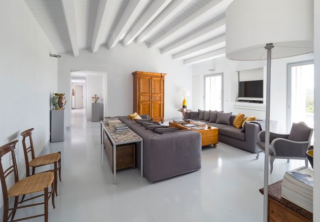 Villa a Ragusa - Villa di design con piscina vicino Ragusa, Sicily Villa a Ragusa - Villa di design con piscina vicino Ragusa, Sicily