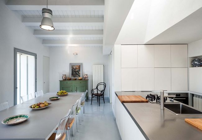 Villa a Ragusa - Villa di design con piscina vicino Ragusa, Sicily Villa a Ragusa - Villa di design con piscina vicino Ragusa, Sicily