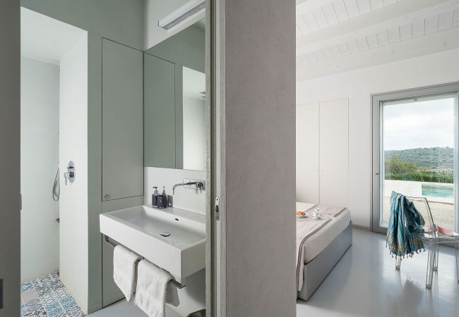 Villa a Ragusa - Villa di design con piscina vicino Ragusa, Sicily Villa a Ragusa - Villa di design con piscina vicino Ragusa, Sicily