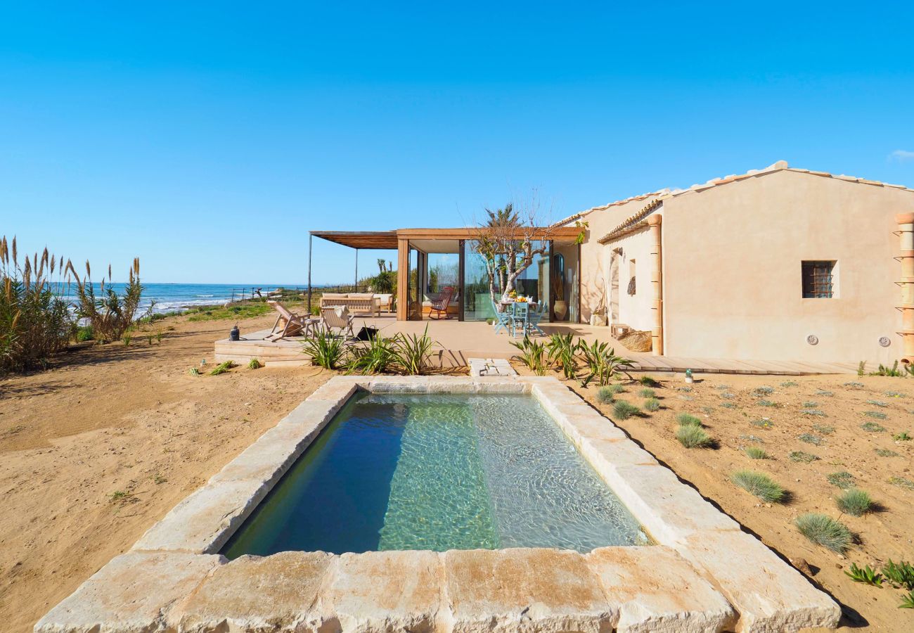 Villa a Ispica - Villa sulla spiaggia a Ispica, Sicily