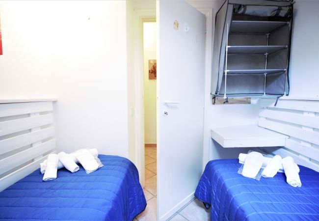 Appartamento a Sperlonga - questa casa caratteristica per 6 persone è ideale per vivere in pieno il mare e le tradizioni del borgo Appartamento a Sperlonga - questa casa caratteristica per 6 persone è ideale per vivere in pieno il mare e le tradizioni del borgo