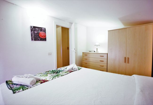 Appartamento a Sperlonga - questa casa caratteristica per 6 persone è ideale per vivere in pieno il mare e le tradizioni del borgo Appartamento a Sperlonga - questa casa caratteristica per 6 persone è ideale per vivere in pieno il mare e le tradizioni del borgo