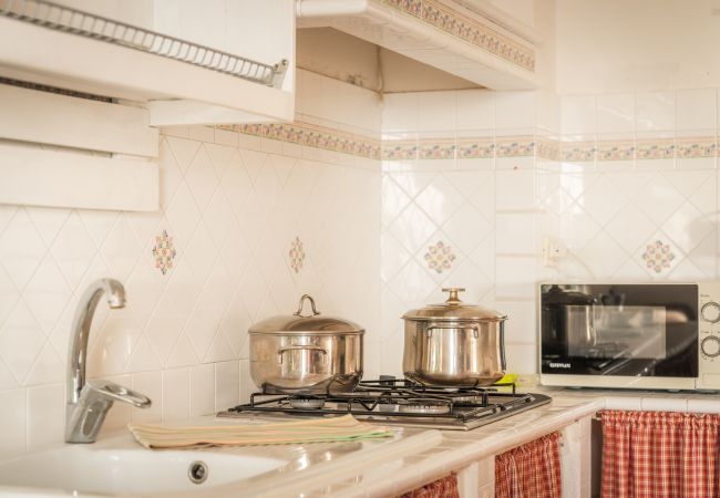 Appartamento a Sperlonga - questa casa caratteristica per 6 persone è ideale per vivere in pieno il mare e le tradizioni del borgo